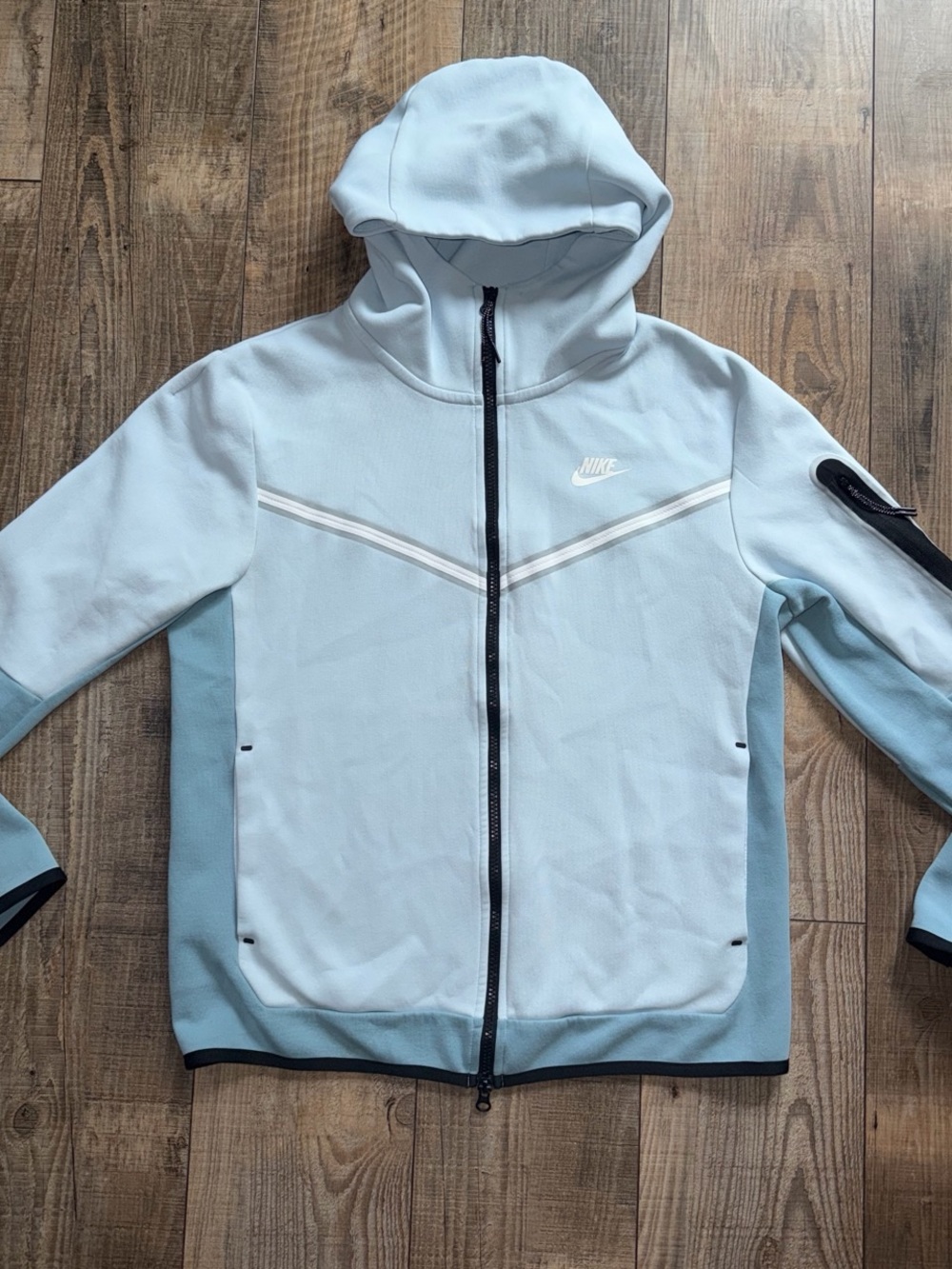 Nike Tech Light Blue & White Full-Zip Hooded Performance Jacket